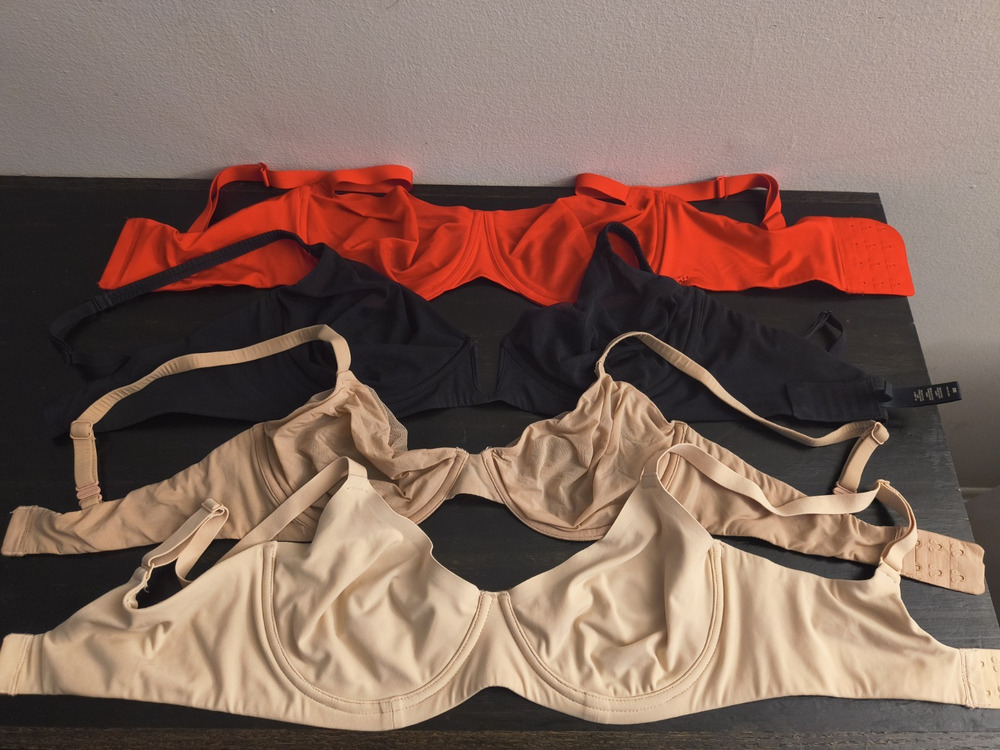 Skims Bra 36D RED, BLACK, BEIGE Unlined Mesh, plunge bra x4 bundle READ DESCRIPN